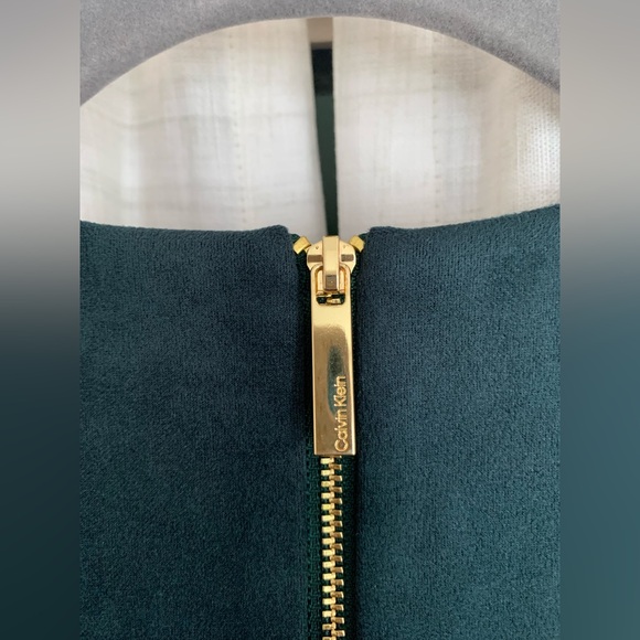NEW Calvin Klein 12 Green Suede Sheath Dress - Picture 5 of 8